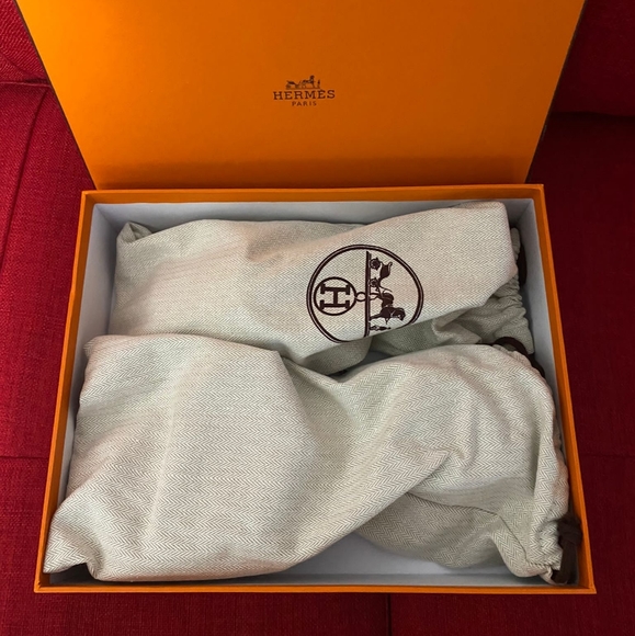 Black ostrich  Hermes sandal - Picture 4 of 4